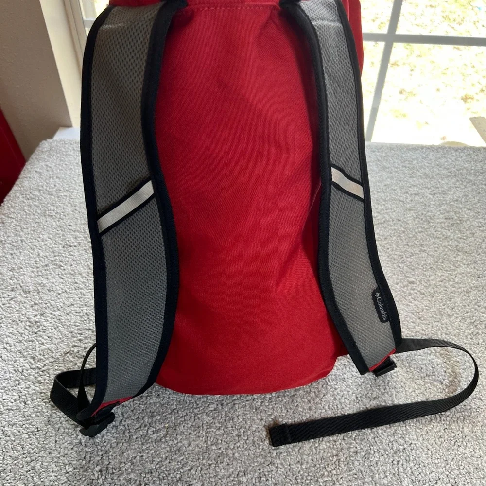 Columbia triple canyon Backpack Red Grey Roll Top Dry Bag hiking daypack outdoor